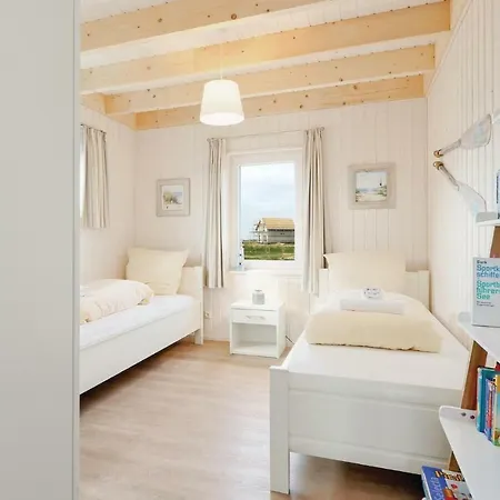3 Bedroom Stunning In Ostseeresort